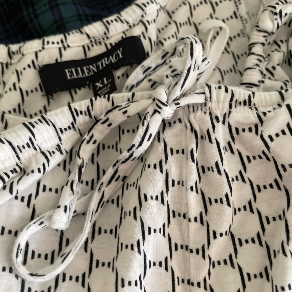 Ellen Tracy 2-Piece Black/White Geometric Print Sleeveless Stretch Pajama Set - Picture 12 of 14